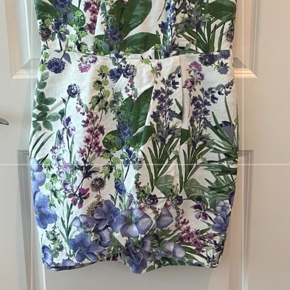 Gabby Skye Flower’s Print Dress Size 12 - Picture 5 of 15